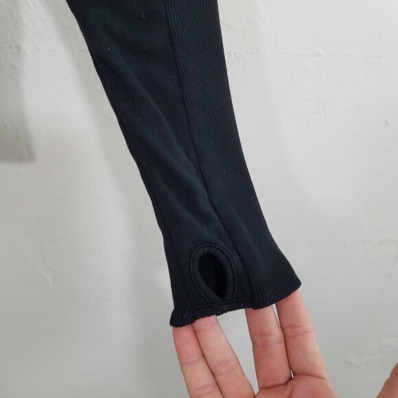 Lululemon Reversible Mesh Jacket - Picture 9 of 11